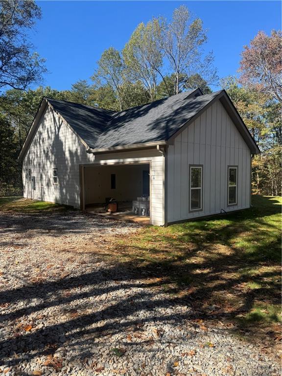 120 Kings Crossing Drive