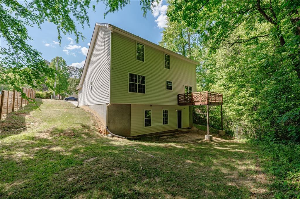 2211 Sandridge Place SW