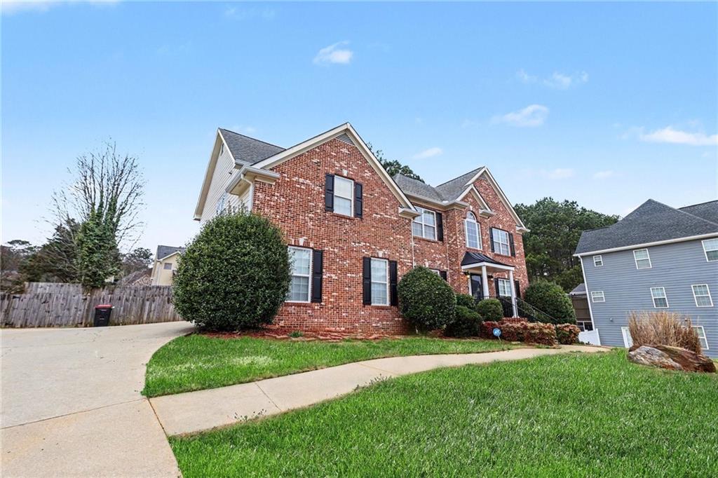 4305 Huntcliff Trace