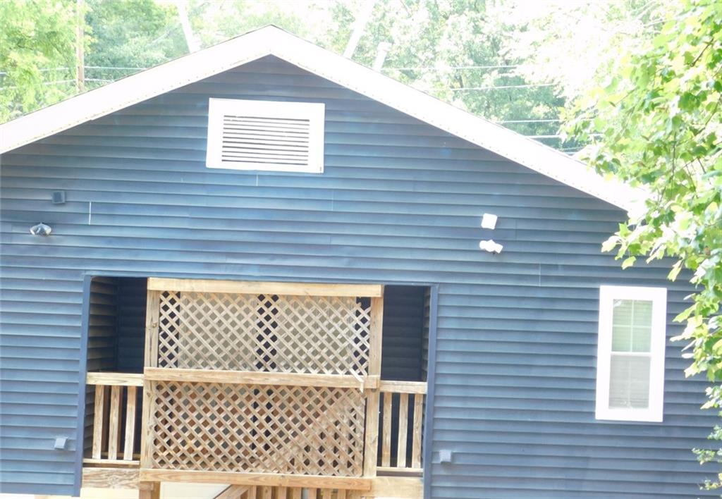 213 Claire Drive SW