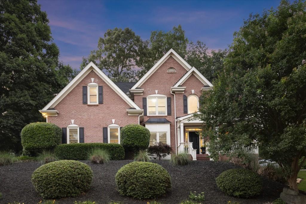 1215 Lake Washington Circle