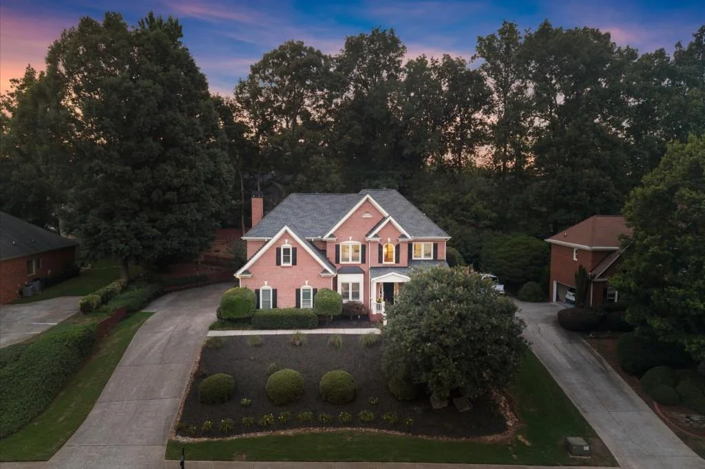 1215 Lake Washington Circle