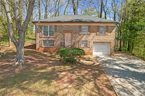 Photo of 4564 Cypress Ridge Court, Stone Mountain, GA 30083 (MLS # 7546772)