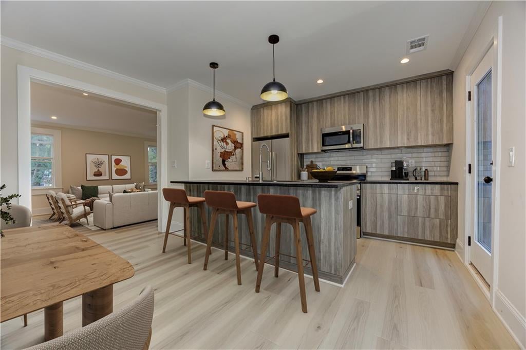 83 26th Street NW Top