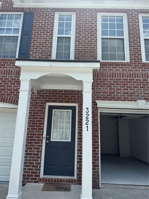 Townhouse For Sale - 3221 Mill Springs Circle Cir<br/> Gwinnett County, Buford, GA 30519