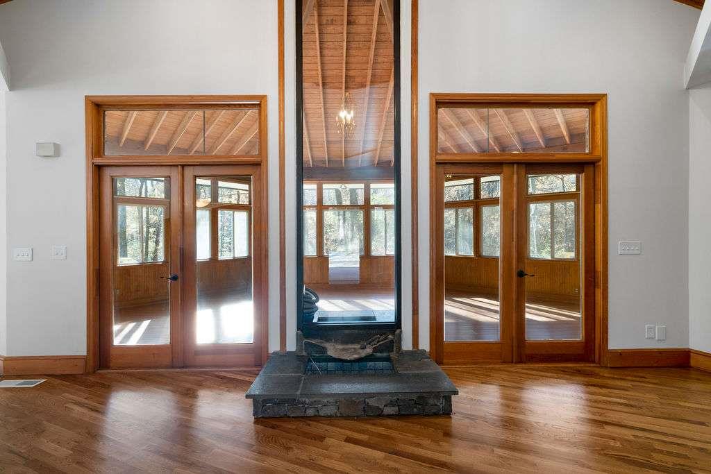 3289 Floyd Springs Road NE