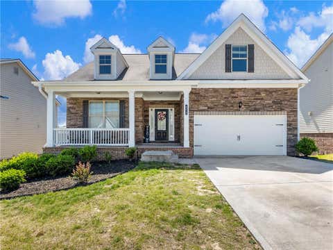Homes For Sale - 471 Hinton Farm Way<br/> Dacula, GA 30019