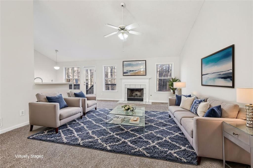 245 LONDON Lane
