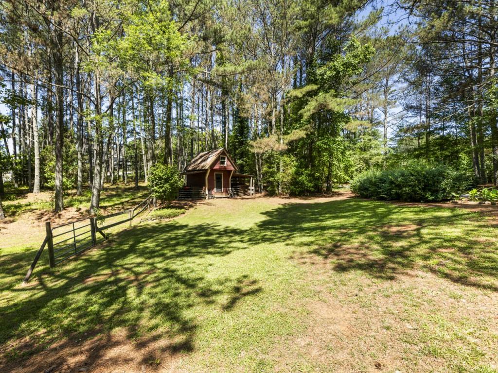 3245 Longstreet Road