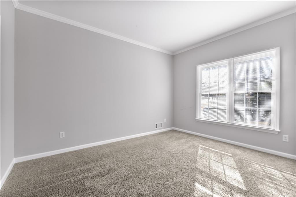 680 SOMERSET VALE Drive