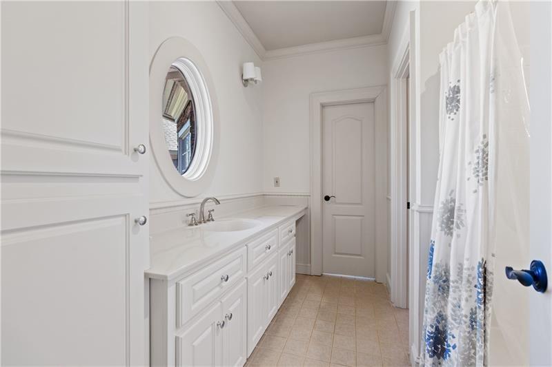 Malone's Pond - Residential