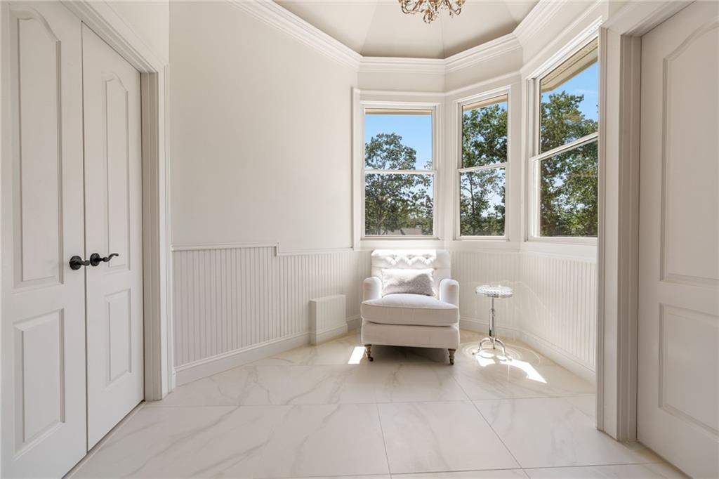 Malone's Pond - Residential