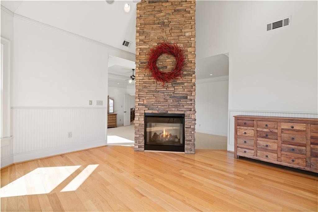 Malone's Pond - Residential