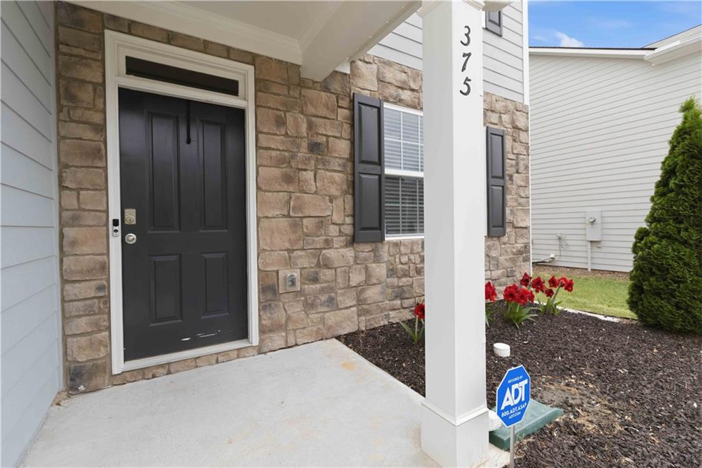 375 Starbuck Parkway