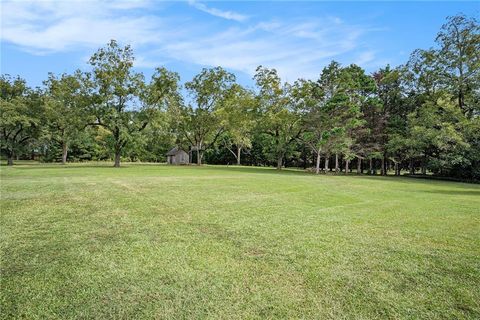 A home in Barnesville