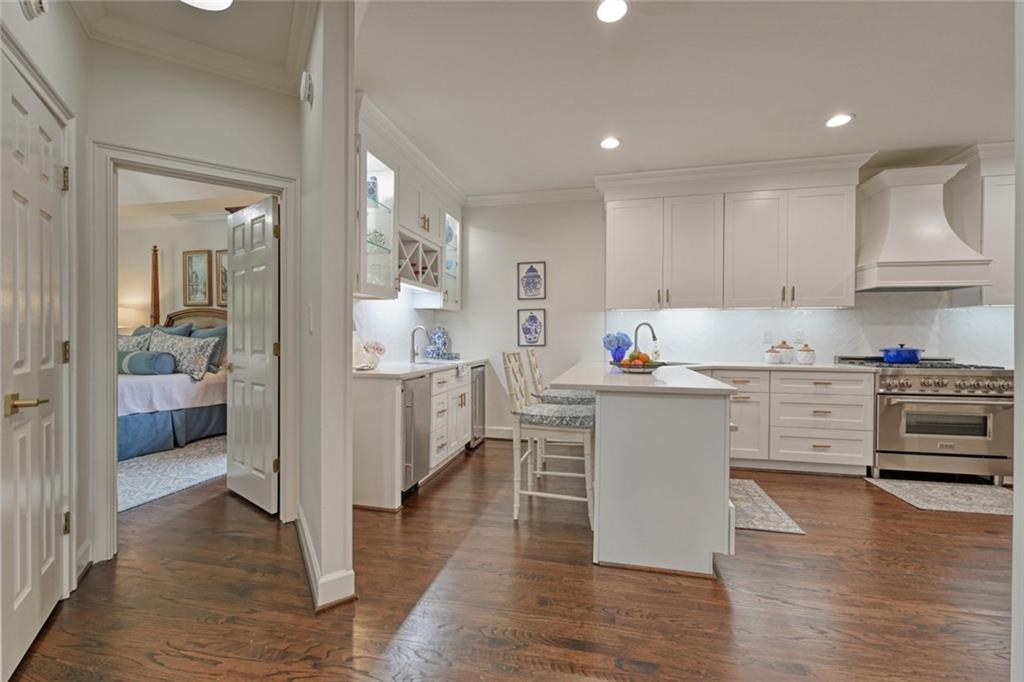 155 Oakpark Court
