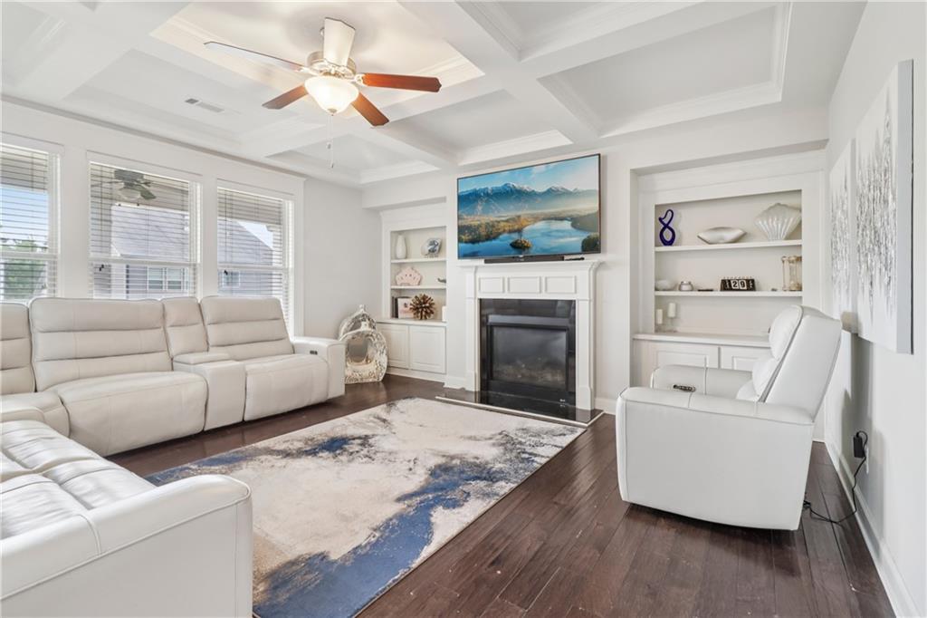 2041 White Cypress Court