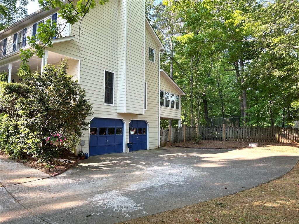 5010 Shallow Ridge Road NE