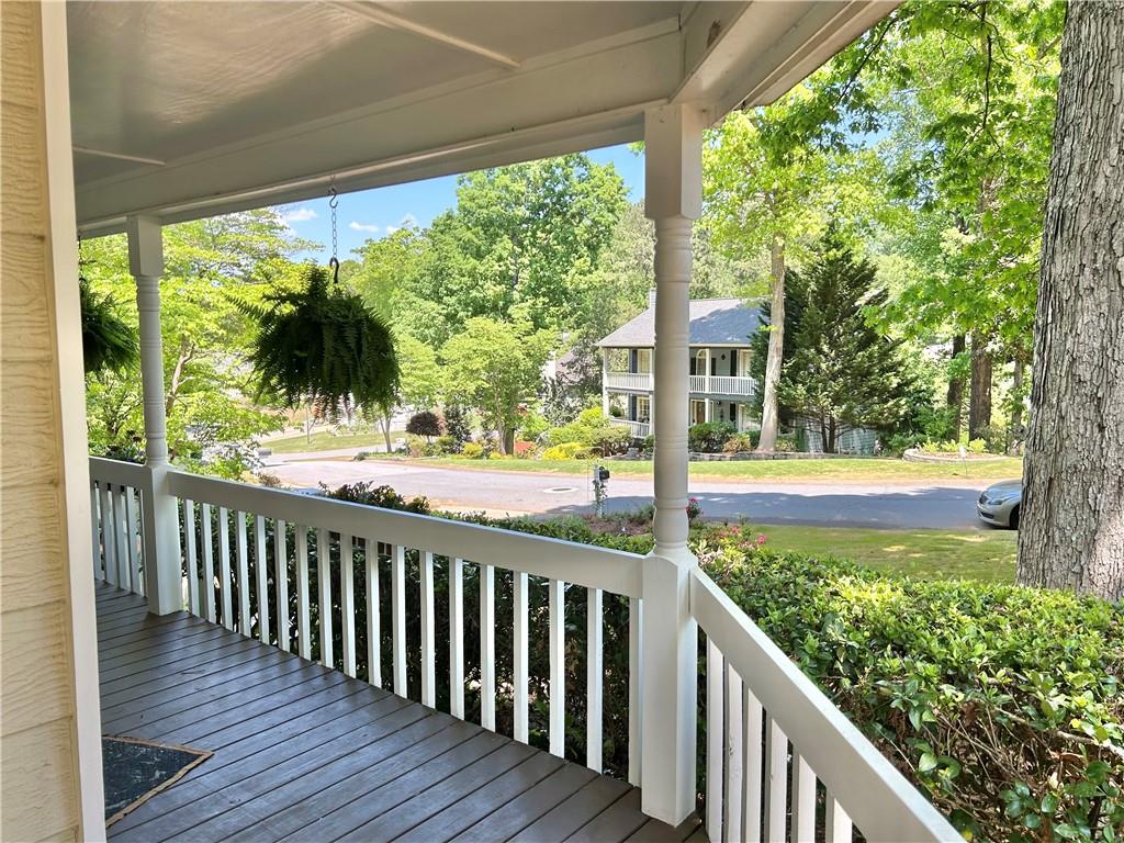 5010 Shallow Ridge Road NE