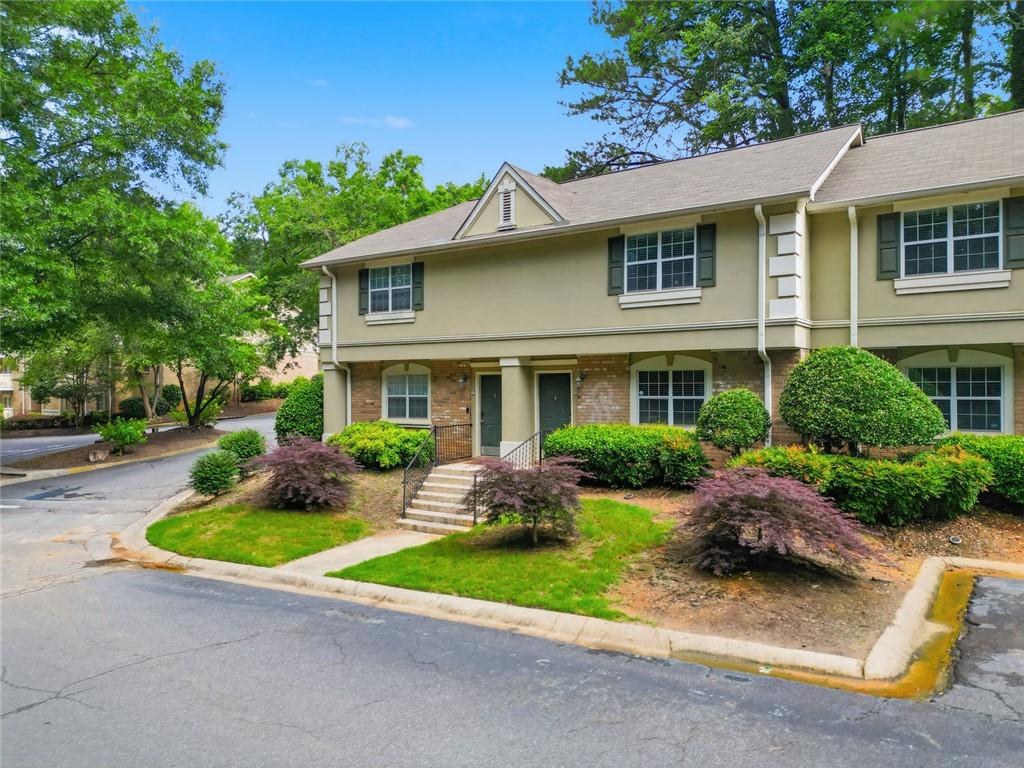 6900 Roswell Road L2