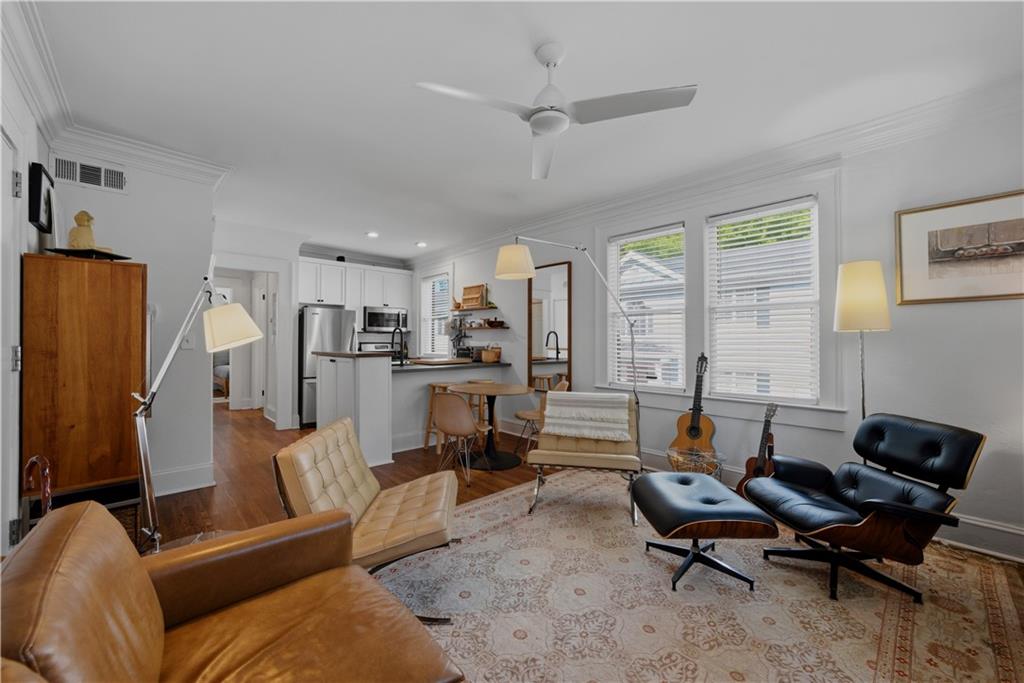 824 Greenwood Avenue NE 1
