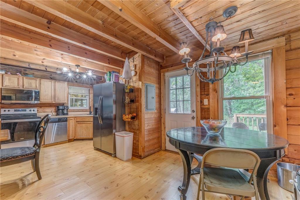 East of White/Pinelog - Residential