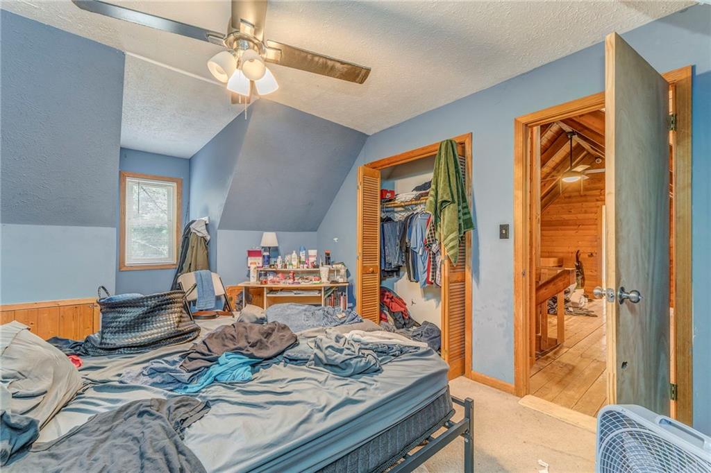 East of White/Pinelog - Residential