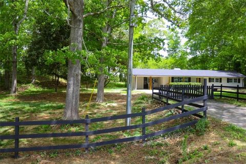 A home in Chattahoochee Hills