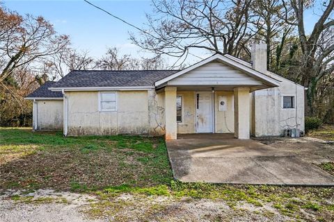 1341 NW Gun Club Road NW Atlanta GA 30318