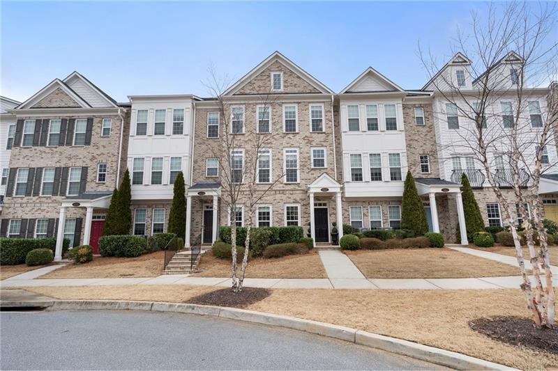 653 Hanlon Way
