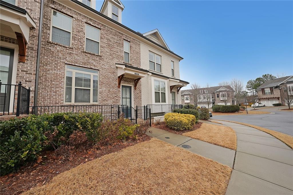 2051 Glenview Park Circle