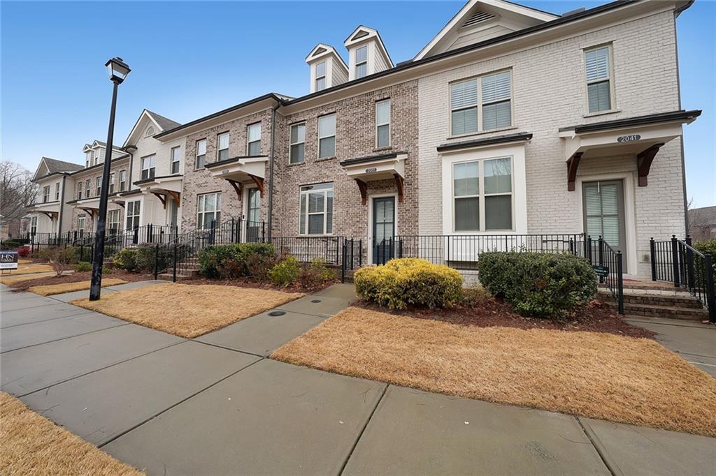 2051 Glenview Park Circle