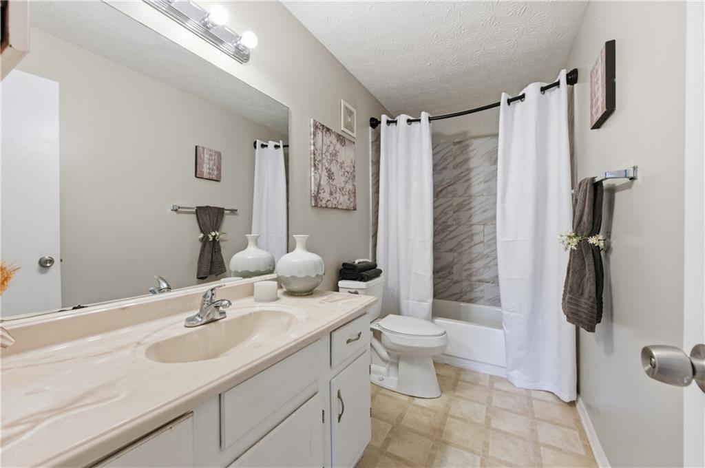 Wynnes Ridge - Residential