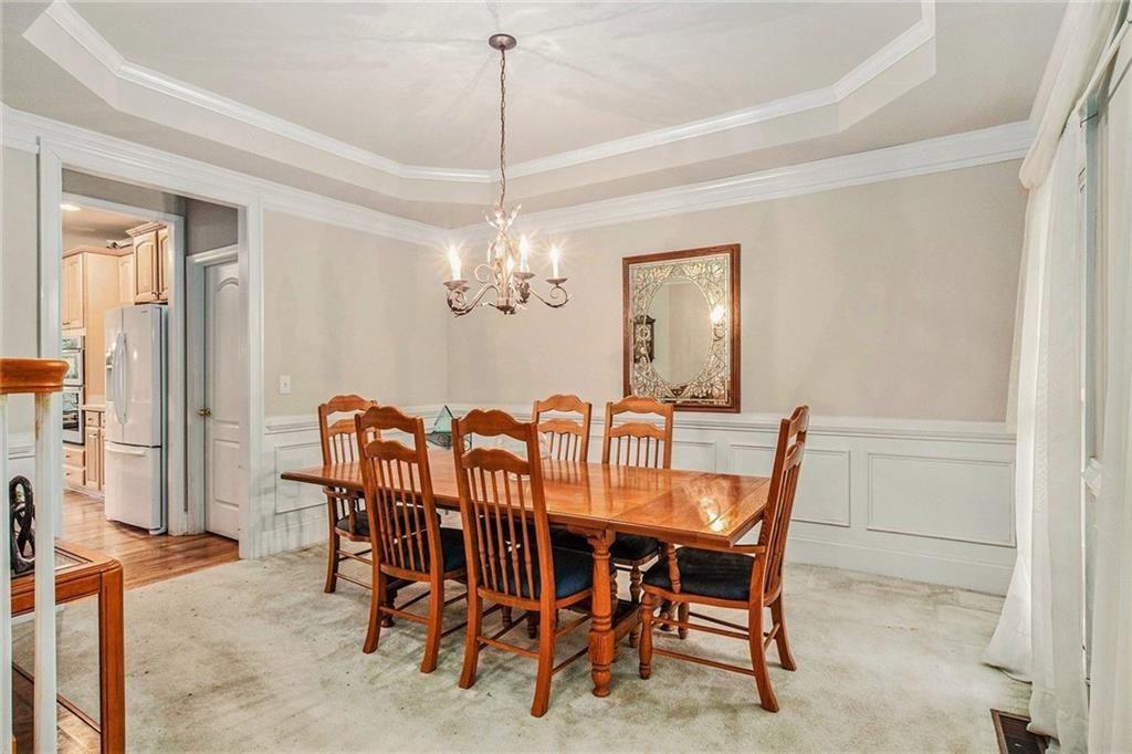 3775 NE Rolling Creek Drive NE