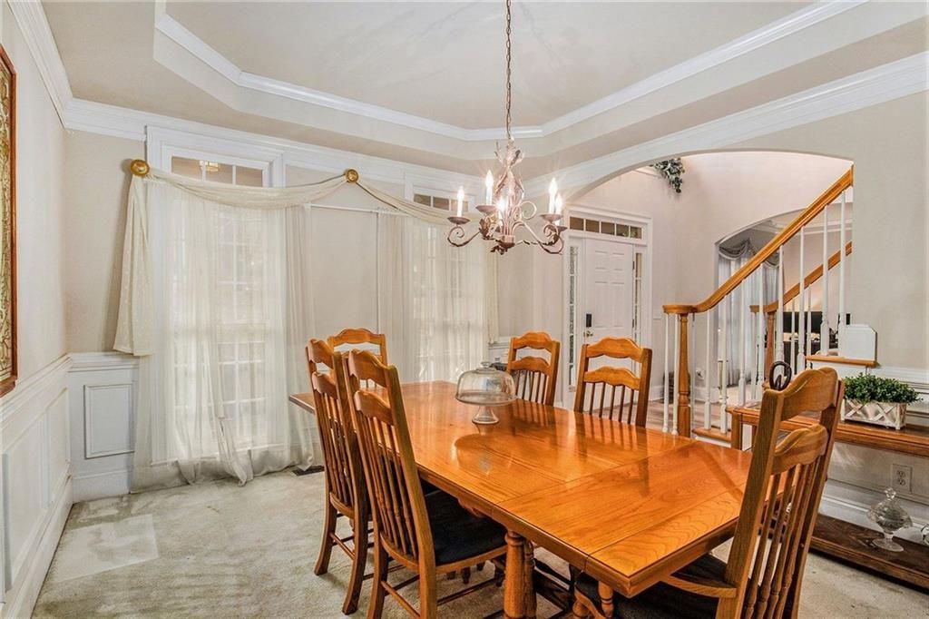 3775 NE Rolling Creek Drive NE