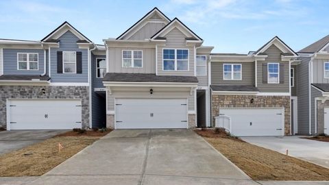 Homes For Sale - 4149 Kestrel Court<br/> Gainesville, GA 30506