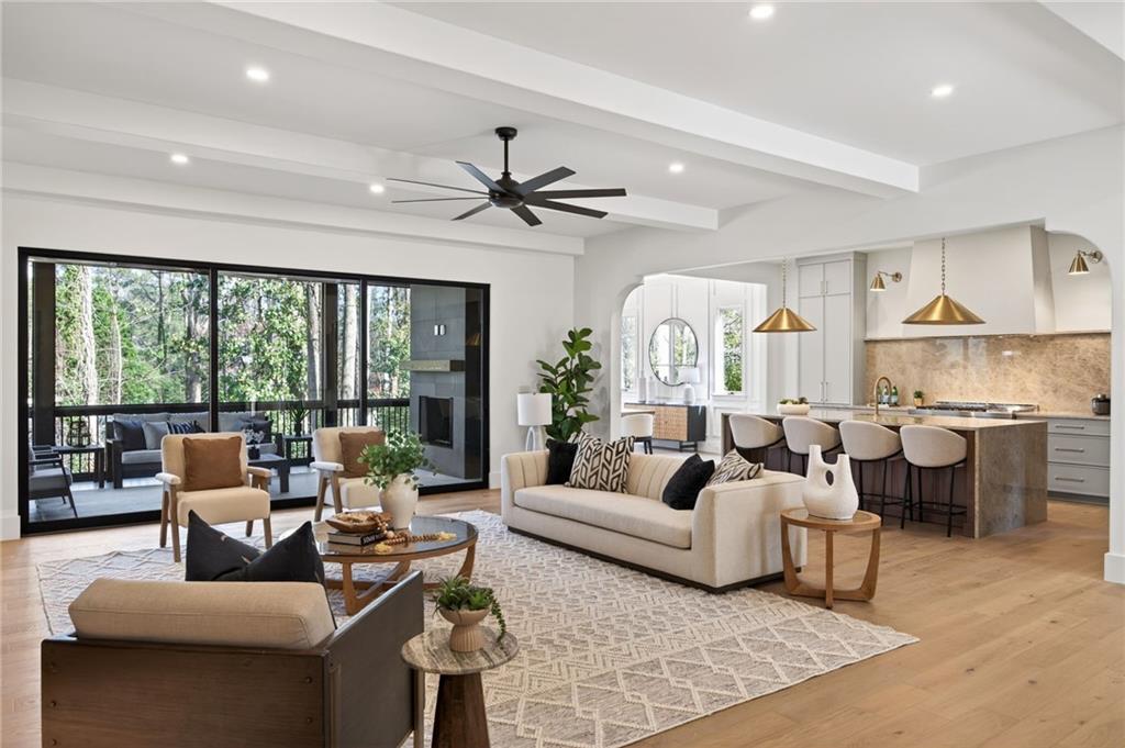 2617 Winding Lane NE