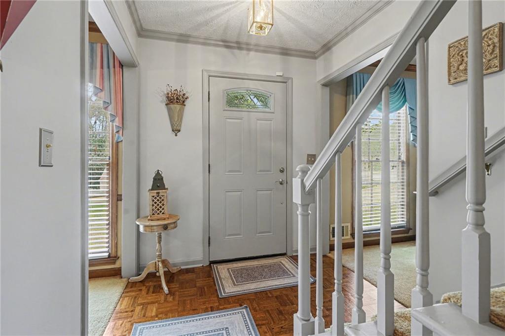 777 Saybrook Circle NW