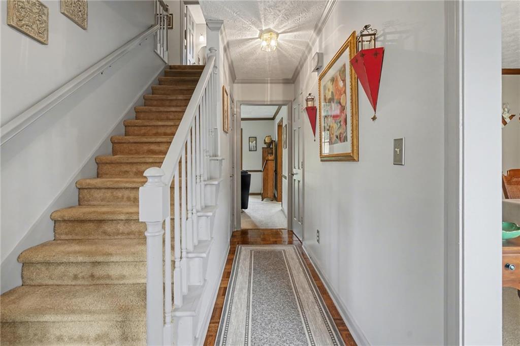 777 Saybrook Circle NW