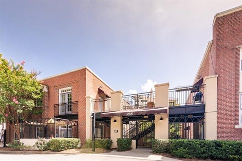 Condo For Rent - 985 Ponce De Leon Avenue #204<br/> Atlanta, GA 30306