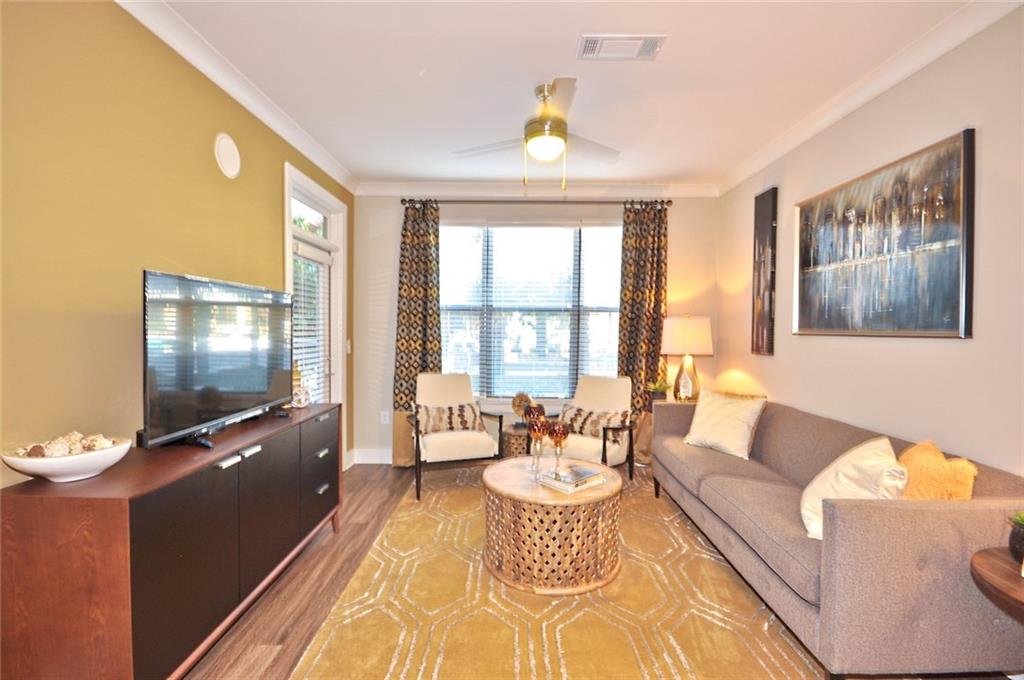 2875 Crescent Parkway 1420