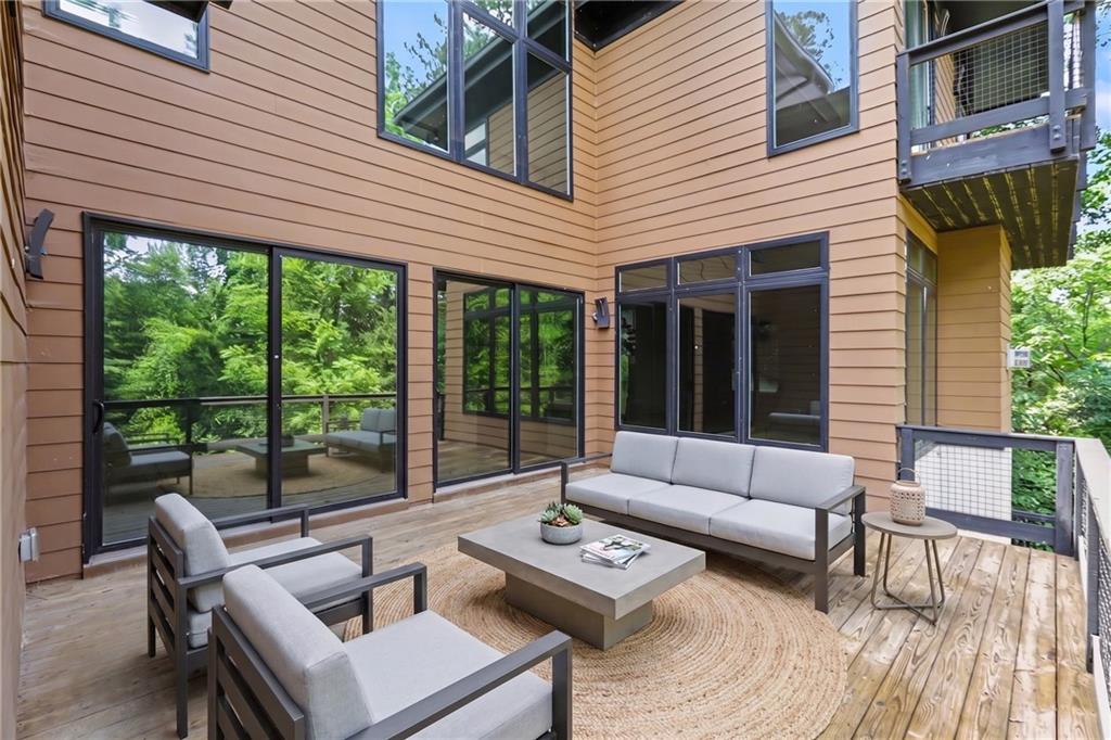 2175 Meadowcliff Dr NE, Atlanta, GA, 30345, USA, 6 Bedrooms Bedrooms, ,7 BathroomsBathrooms,Residential,Active,2175 Meadowcliff Dr NE,7788876