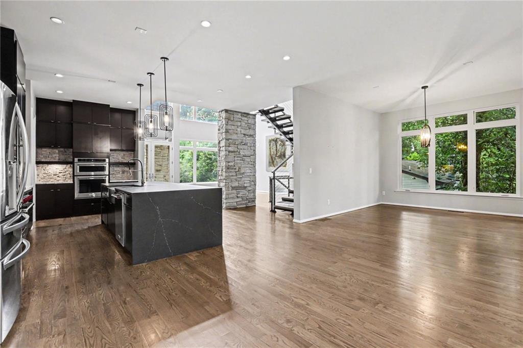 2175 Meadowcliff Dr NE, Atlanta, GA, 30345, USA, 6 Bedrooms Bedrooms, ,7 BathroomsBathrooms,Residential,Active,2175 Meadowcliff Dr NE,7788876