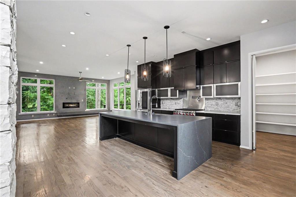 2175 Meadowcliff Dr NE, Atlanta, GA, 30345, USA, 6 Bedrooms Bedrooms, ,7 BathroomsBathrooms,Residential,Active,2175 Meadowcliff Dr NE,7788876