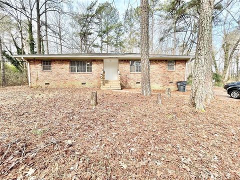 Multifamily For Sale - 6496 Raymond Drive<br/> Union City, GA 30291