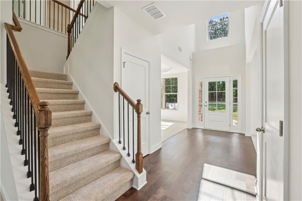 5837 Creek Indian Drive