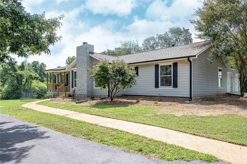 A home in Douglasville