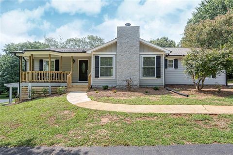 A home in Douglasville