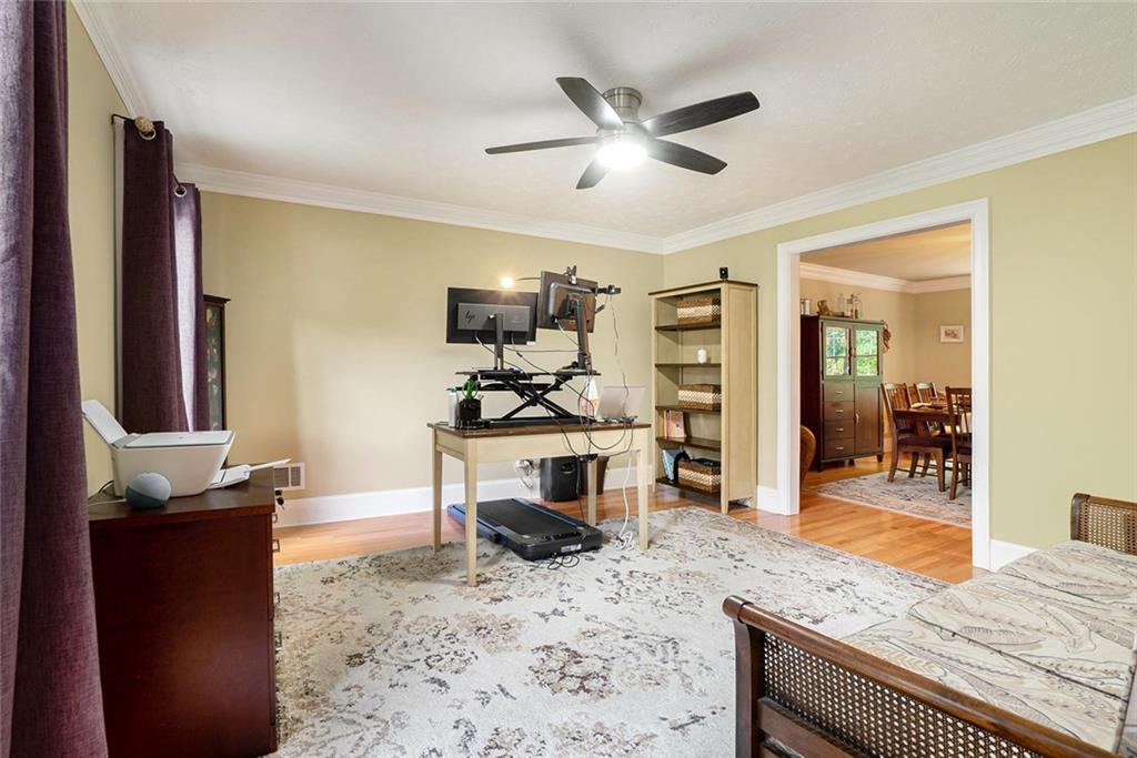 5020 Huntshire Lane, Lilburn, Georgia image 5