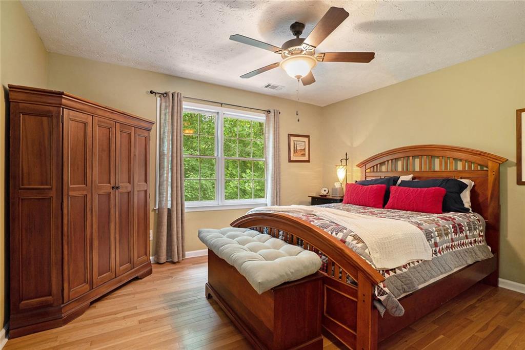 5020 Huntshire Lane, Lilburn, Georgia image 20